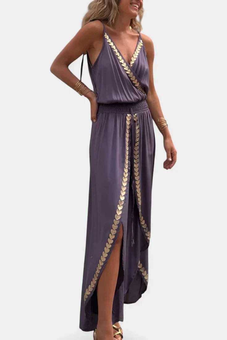 Donatila™ | Mono Elegante con Detalles Dorados y Pierna Abierta