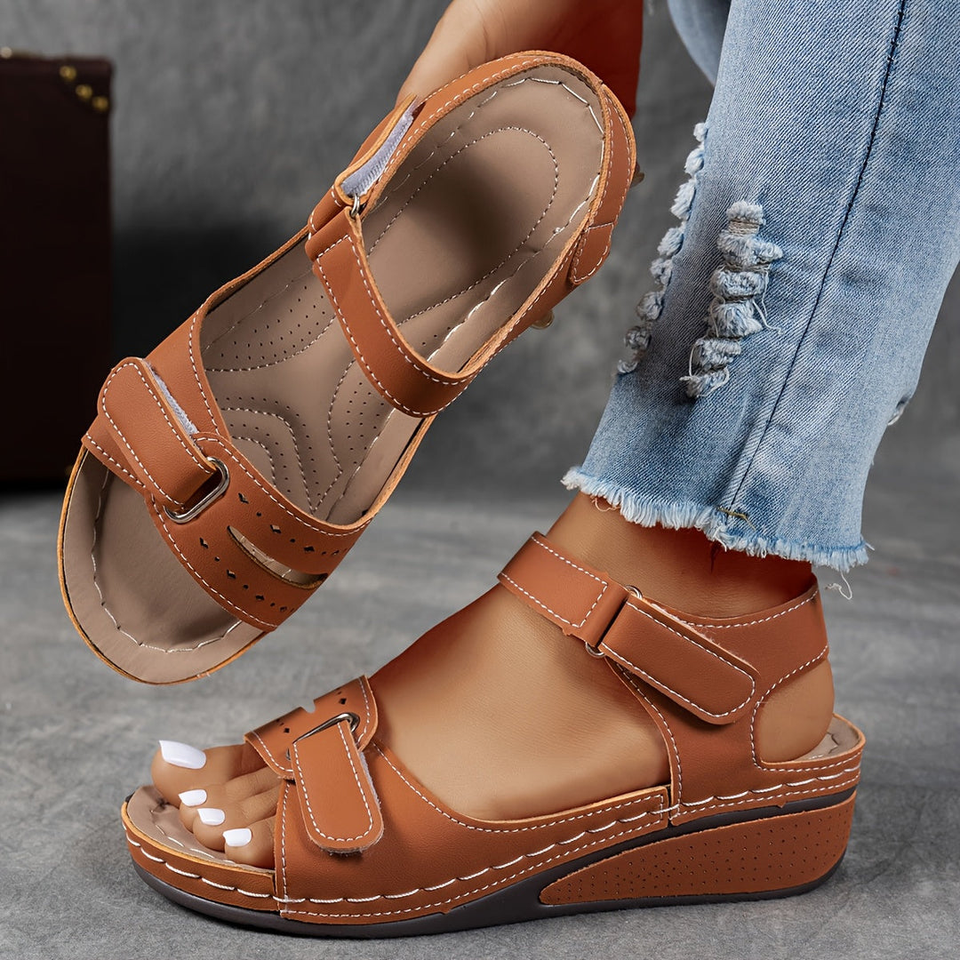 Célima - Sandalias Ortopédicas de Piel con Suela Ergonómica - imagen 4