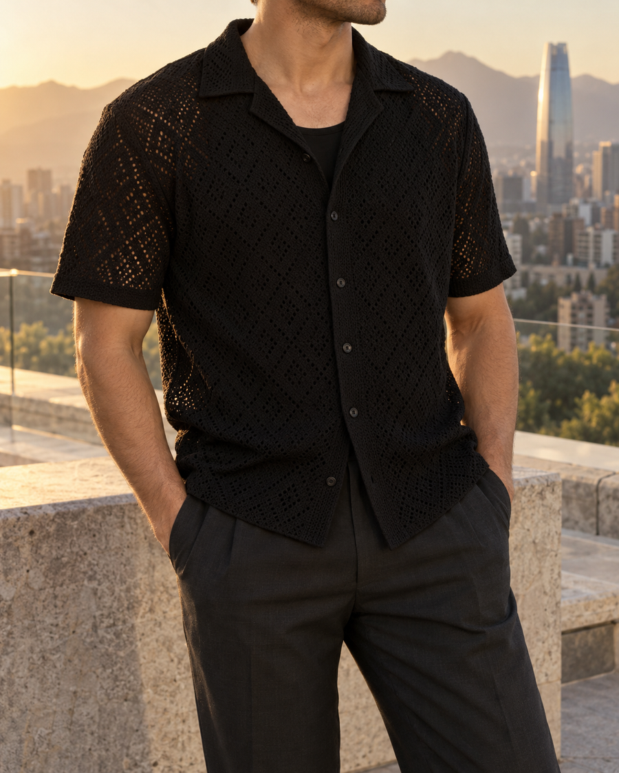 Camisa negra perforada open-diamond VETTORI, vista frontal