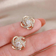 Pendientes Dorados Espiral Floral con Cristales